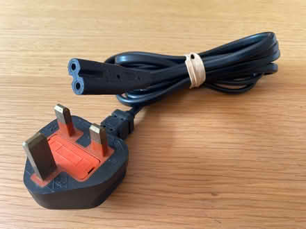 Photo of free Figure-8 power cable (Purley CR2) #1