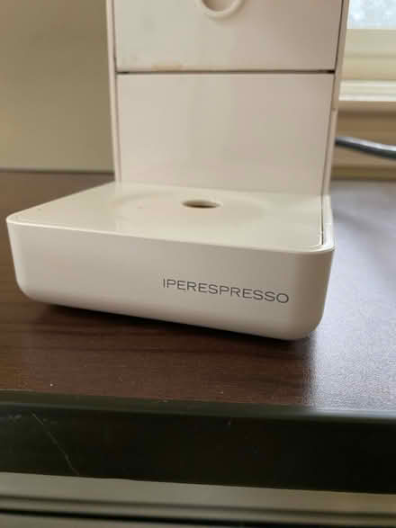 Photo of free Pod coffee maker (Nr Fresh Pond & Mt Auburn Cem.) #2