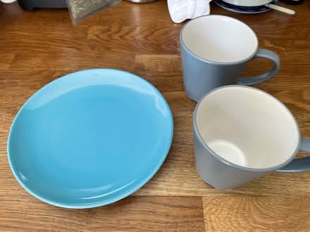 Photo of free Plate and two mugs (West Hill BN1) #1