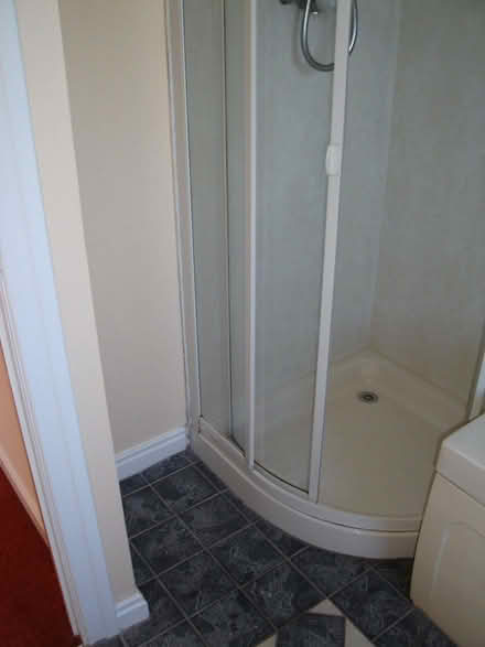 Photo of free Shower Enclosure (Dunfermline KY11) #1