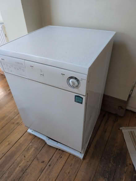 Photo of free FOR PARTS Tumble dryer (NW11 Temple Fortune) #2