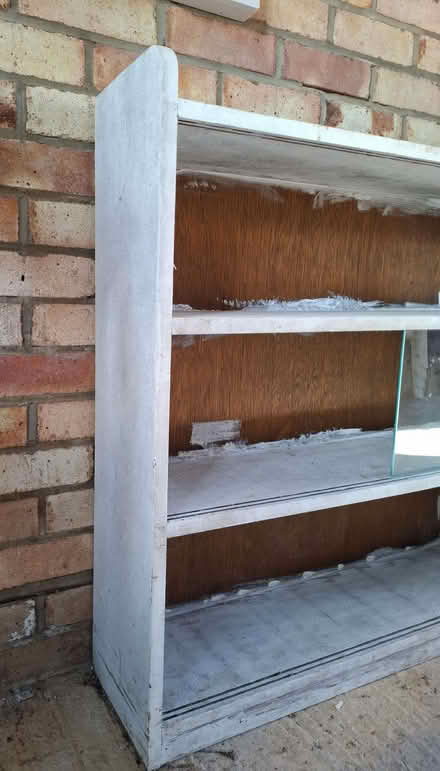 Photo of free Oak Bookcase for restoration or upcycling (Reydon IP18) #3