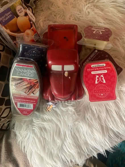 Photo of free Wax melts (Laurel Maryland 20708) #1