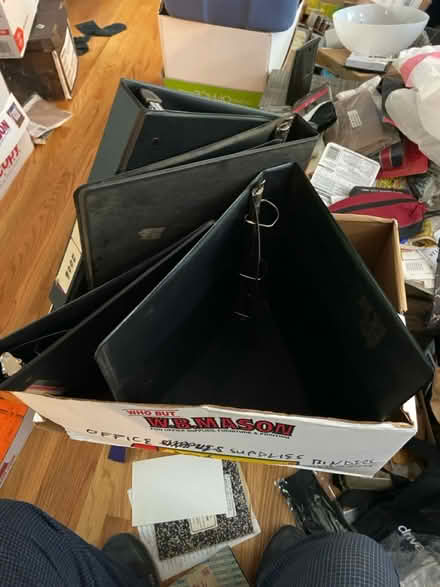 Photo of free Six Loose Leaf Binders (Simsbury) #1
