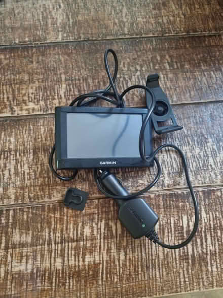 Photo of free Garmin Nuvi 42 sat nav (Urmston M41) #1