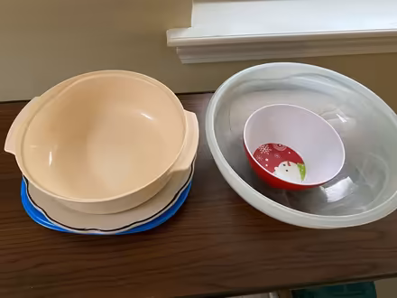 Photo of free Assorted Bowls and Plates (Nr Fresh Pond & Mt Auburn Cem.) #2