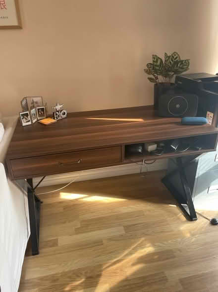 Photo of free Habitat desk (Clapton E5) #1