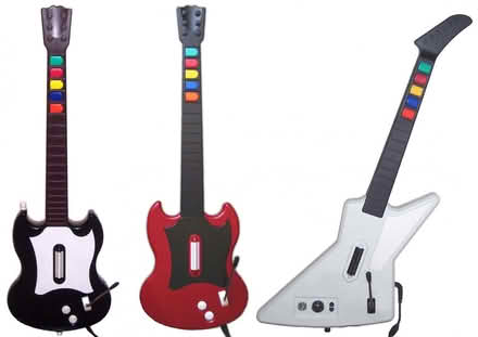 Photo of Guitar Hero controllers (Wellesbourne CV35) #1