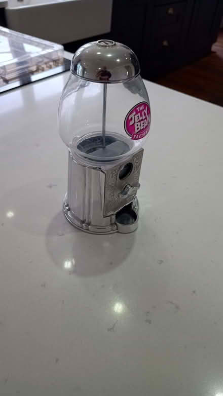 Photo of free Jelly Bean coin op toy (Stanford in the Vale SN7) #1