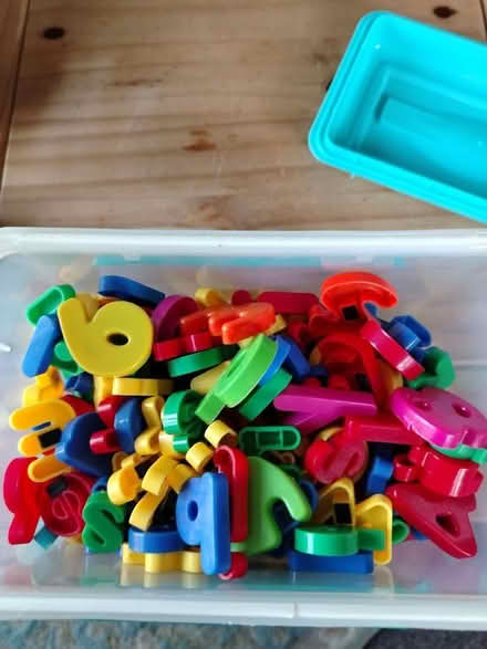 Photo of free Magnetic letters (Parson Cross S5) #2