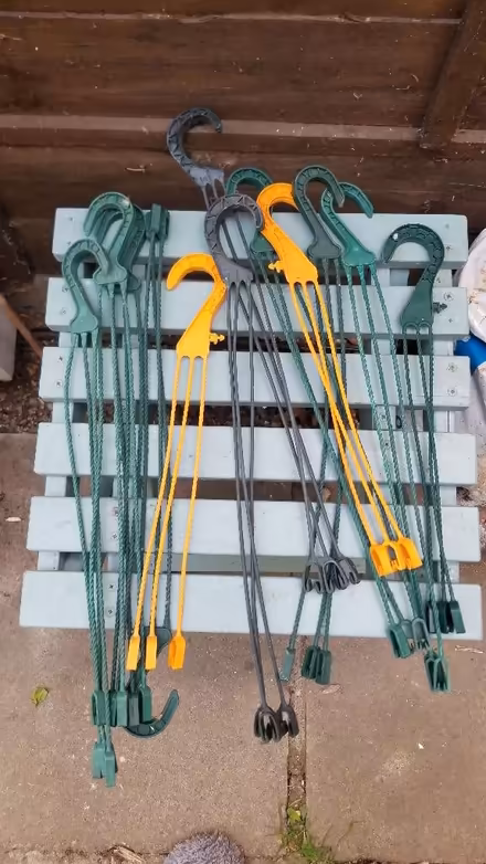Photo of free Plastic plant pot hangers (Binfield RG42) #1