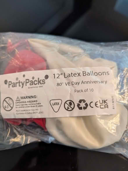 Photo of free VE day balloons (Melbourne CM1) #1