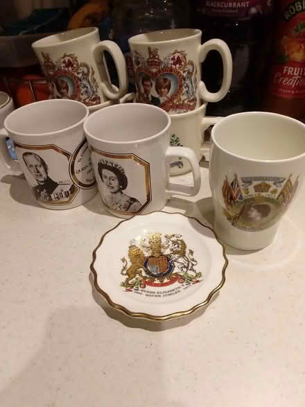 Photo of free Variety royalty china mugs & plate (Tonbridge) #4