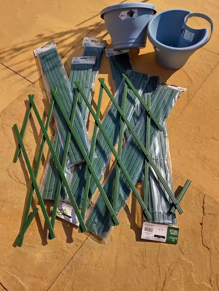 Photo of free Plastic trellis and Planters (Atherstone) #2
