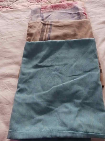 Photo of free misc linens (60th cedar ave 19143) #2