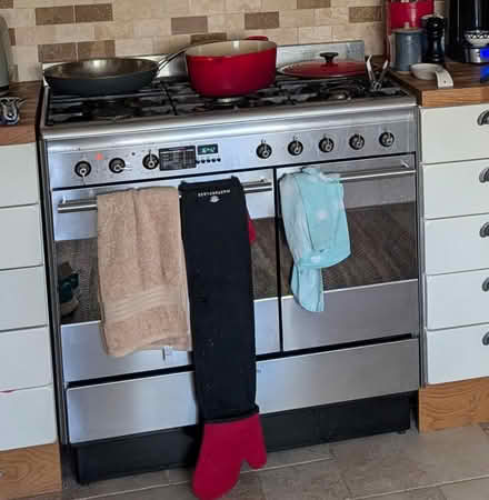Photo of free Dual fuel 90cm Smeg cooker (Booker Common, HP12) #1