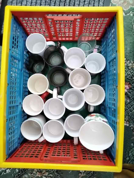 Photo of free 17 cups (White Walls BB8) #1