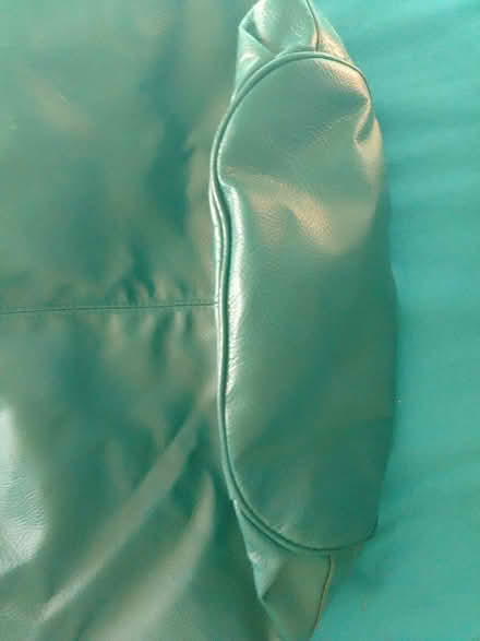 Photo of free Large green bucket bag / tote (Biggleswade) #2