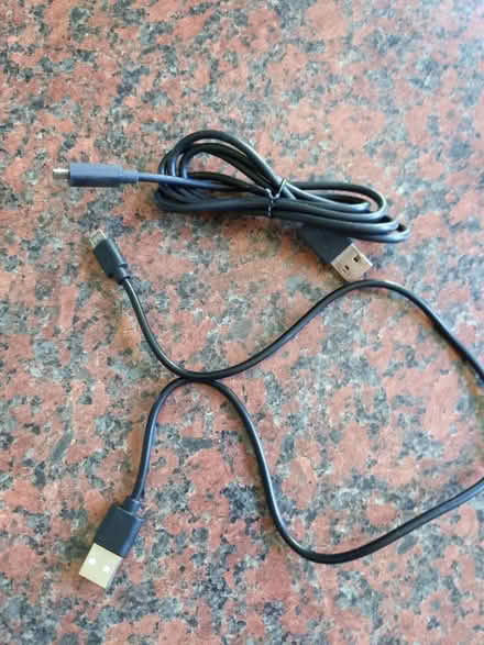 Photo of free USB 'A' to USB Micro Cables (TN12) #1