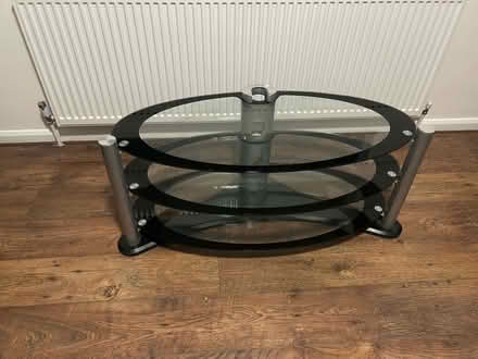 Photo of free TV stand (Eltham) #1