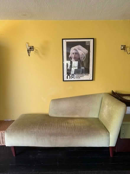 Photo of free Chez Longue - probably needs reupholstering (Brixton Hill SW2) #1