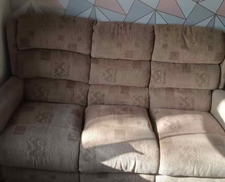 Photo of free 3 seats sofa (Bestwood Park Estate NG5) #1