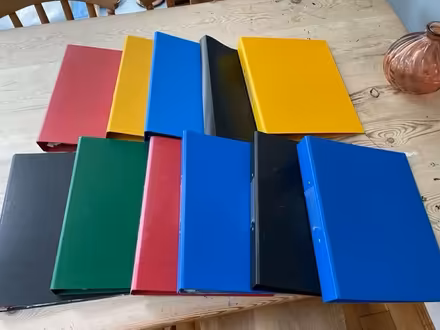 Photo of free Selection of file folders (Stoneleigh KT17) #1