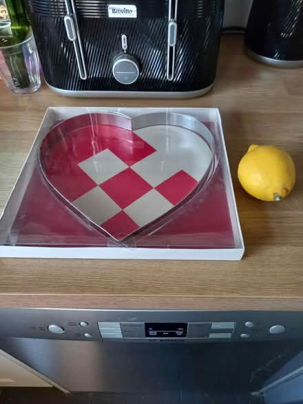 Photo of free Cake cutter (Roundhill area brighton) #1