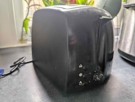 Photo of free Faulty Russell Hobbs toaster (West Croydon CR0) #1