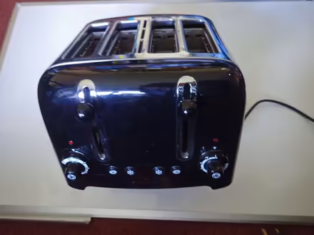 Photo of Faulty Dualit toaster wanted for spare parts (Greenhill BA3) #2