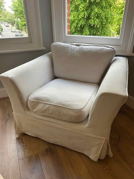 Photo of free White armchair (Ealing Broadway) #1