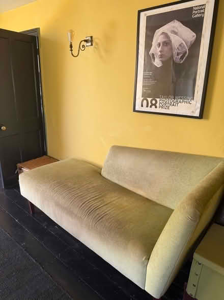 Photo of free Chez Longue - probably needs reupholstering (Brixton Hill SW2) #2