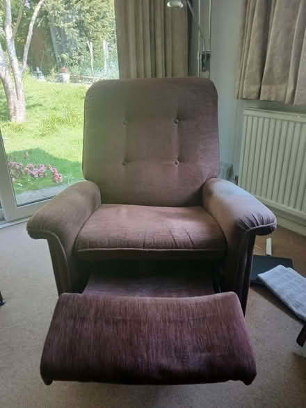 Photo of free Recliner Chairs (Borstal ME1) #3