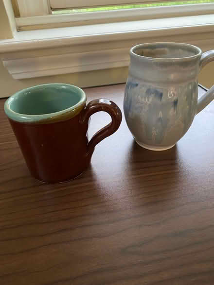 Photo of free Mugs (2) (Nr Fresh Pond & Mt Auburn Cem.) #1