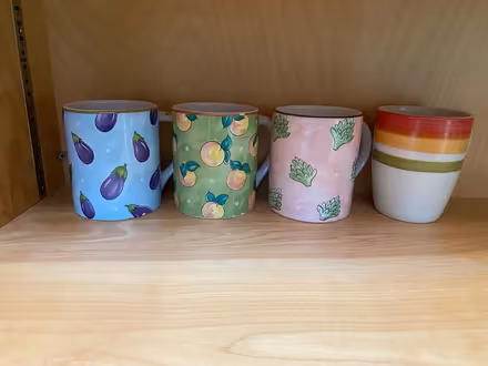 Photo of free Decorative mugs (Nr Fresh Pond & Mt Auburn Cem.) #1