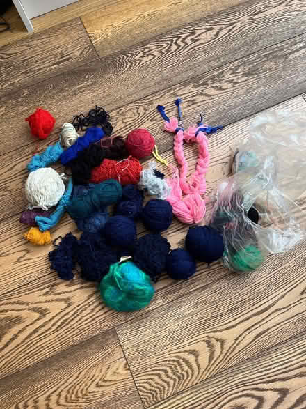 Photo of free Odds and ends of wool (Teddington TW11) #1