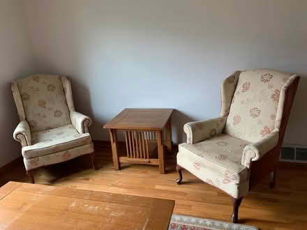 Photo of free living room furniture (Bolingbrook - Rt 53) #2
