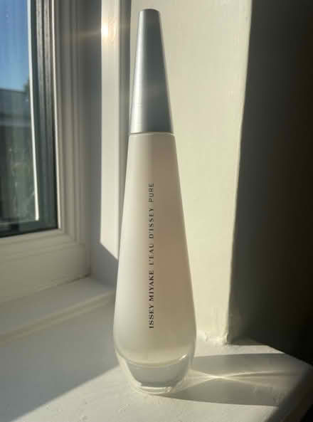 Photo of free Issey Miyake L’Eau D’Issey Pure (TN13) #1