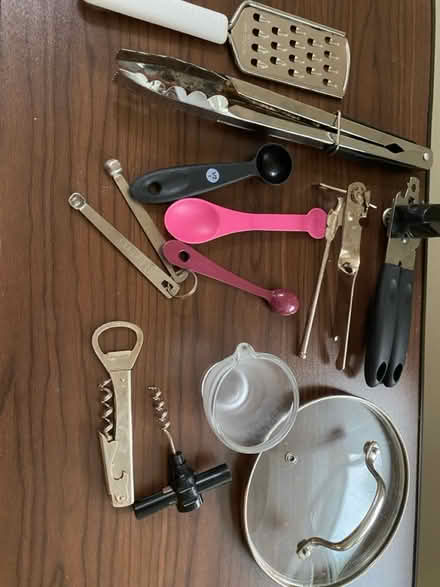 Photo of free Kitchen gear (Nr Fresh Pond & Mt Auburn Cem.) #1