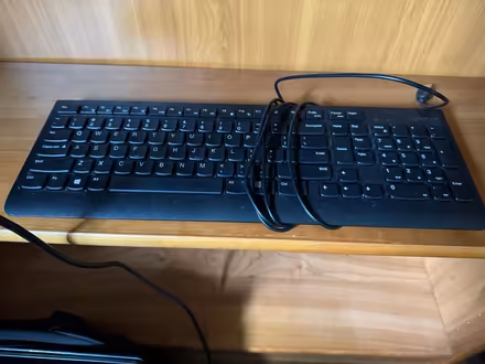 Photo of free HP 22“ monitor, camera, keyboard (West Natick) #3