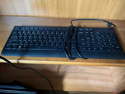 Photo of free HP 22“ monitor, camera, keyboard (West Natick) #3
