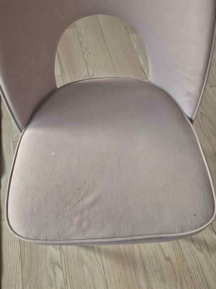 Photo of free Pink velvet chairs (E130bg) #1