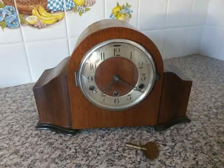 Photo of free Antique mantle clock. (Largs KA30) #1