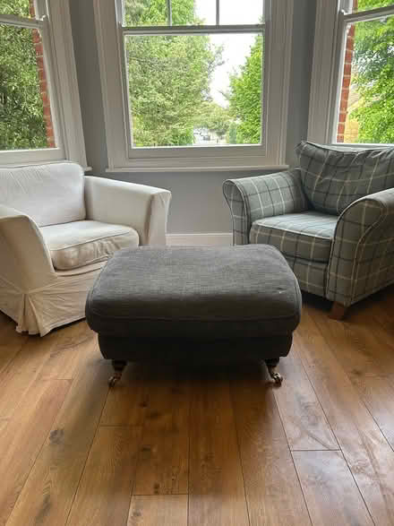 Photo of free White armchair (Ealing Broadway) #4