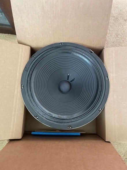 Photo of free Guitar amplifier speaker 12 inches (DA4) #1