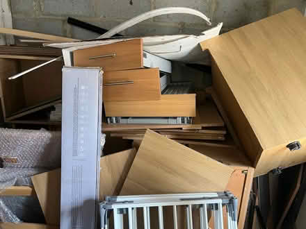 Photo of free Office furniture desks (SE20 8) #1