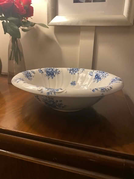 Photo of free Big blue antique bowl (BT9) #1
