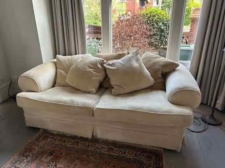 Photo of free Sofa (Barnes SW13) #1