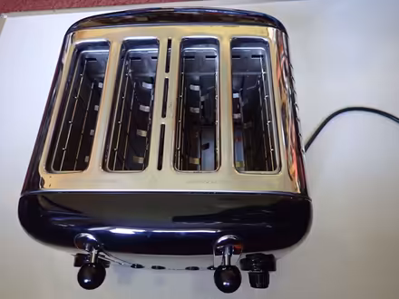 Photo of Faulty Dualit toaster wanted for spare parts (Greenhill BA3) #1