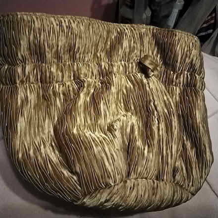 Photo of free 2 ladies gold makeup bags (Marton Bank FY3) #1